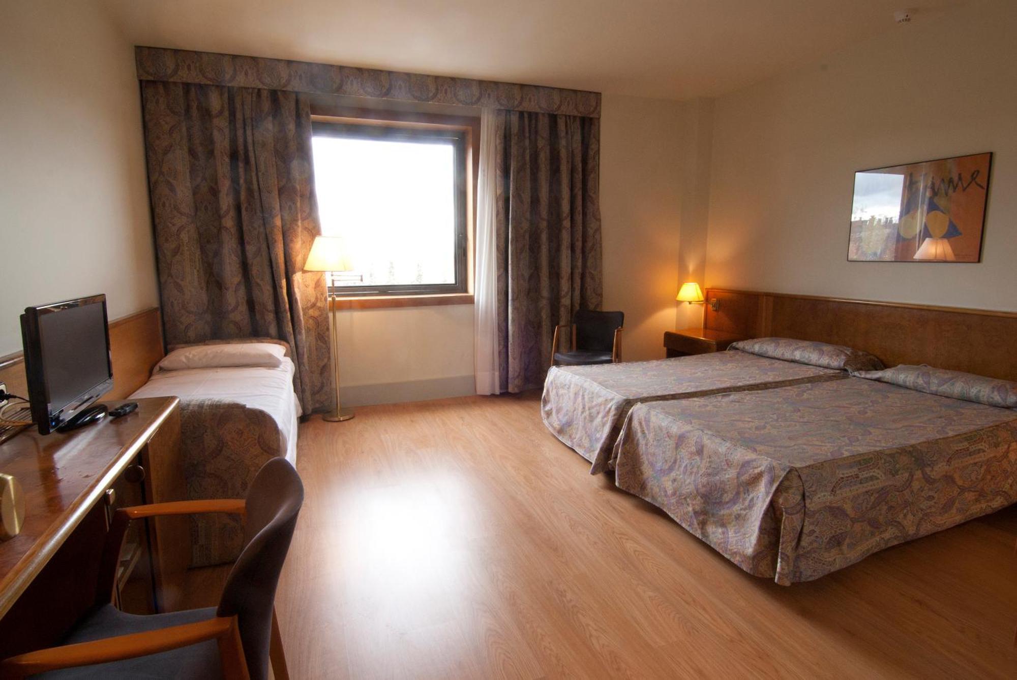 Double or Twin Room,67062448:JPEG